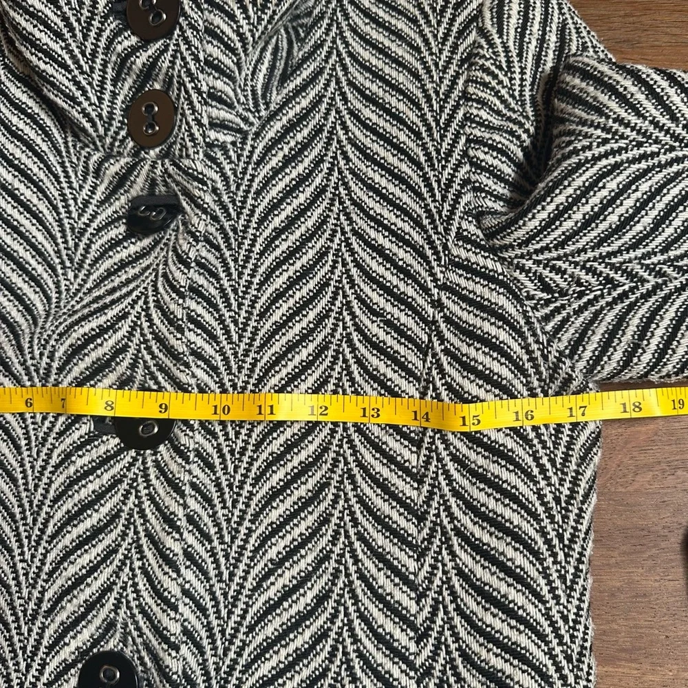 Via Spiga Black and White Chevron Coat - Picture 4 of 4